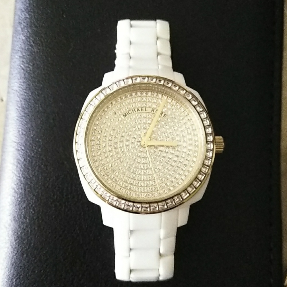 Michael Kors  Ladies diamond/ gold face watch